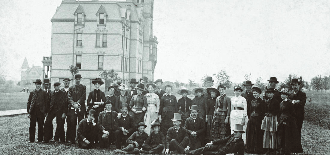 Old Main Building with 侫Ƶ students in a historical image